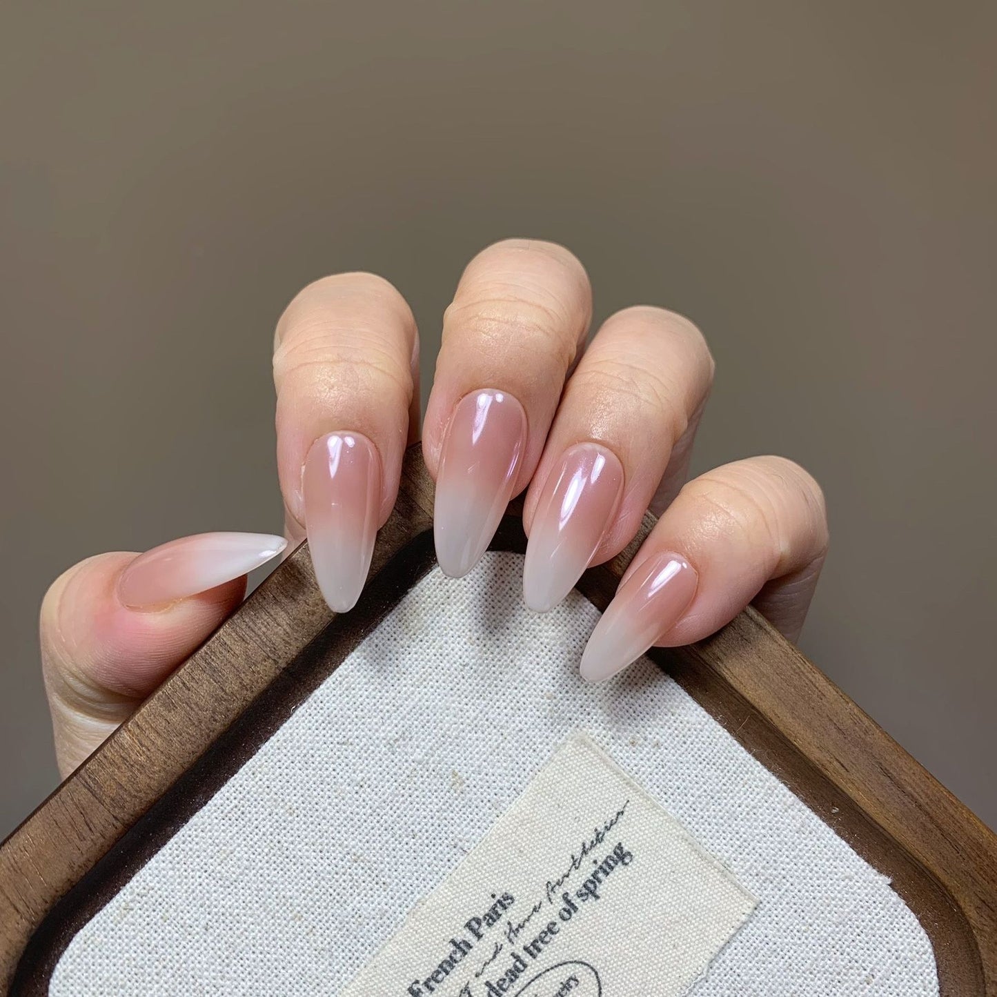 nude gradient