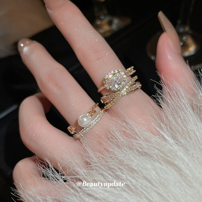Gold plated multi-layered zircon ring