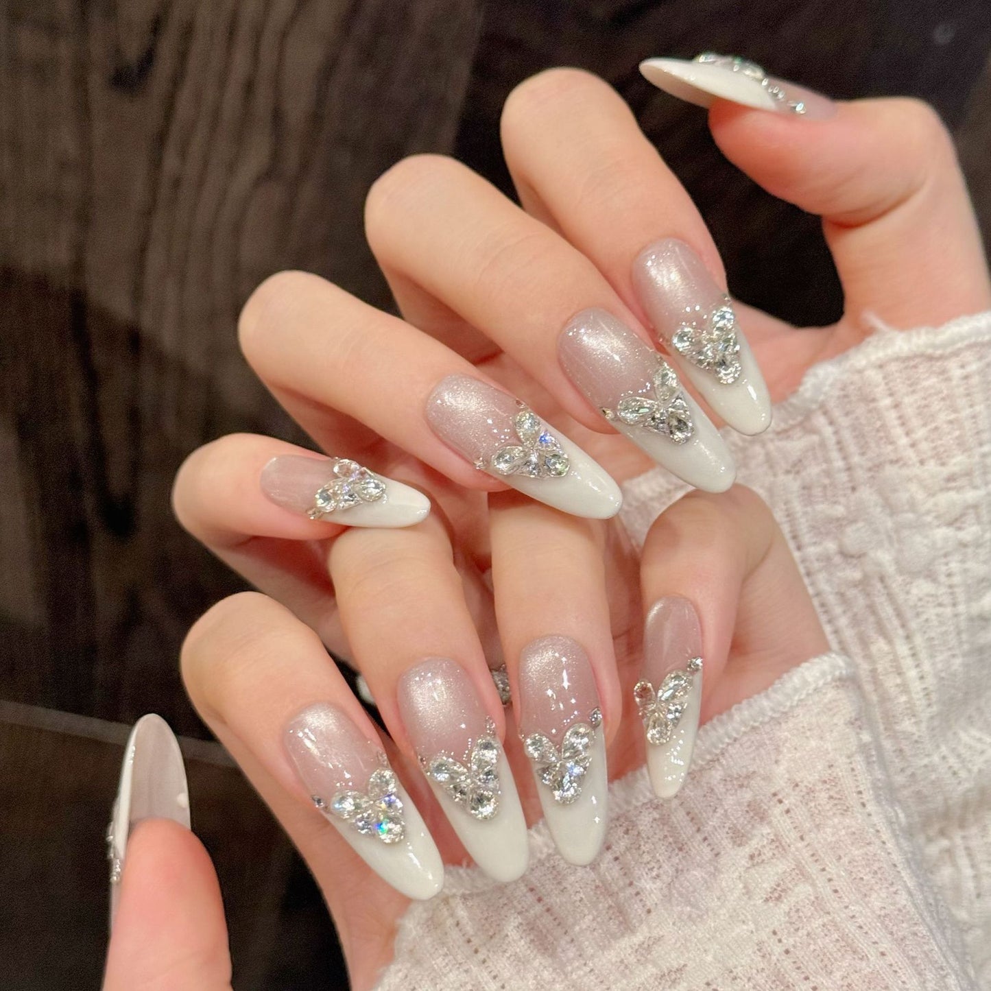 Velvet White Crystal Butterfly French Press On Nails