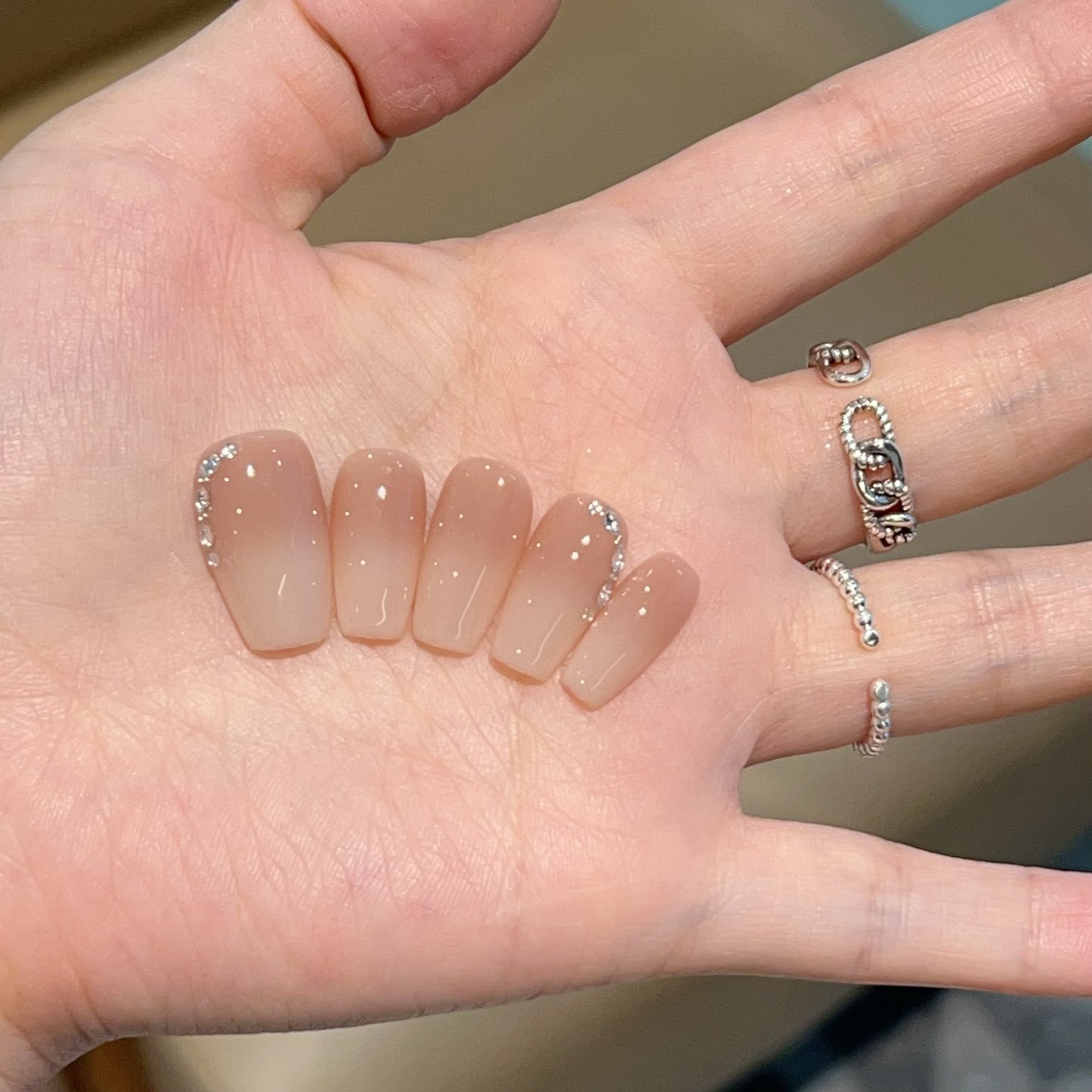 nude gradient