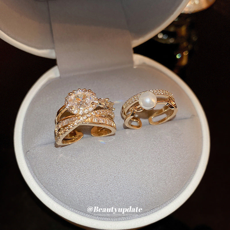 Gold plated multi-layered zircon ring