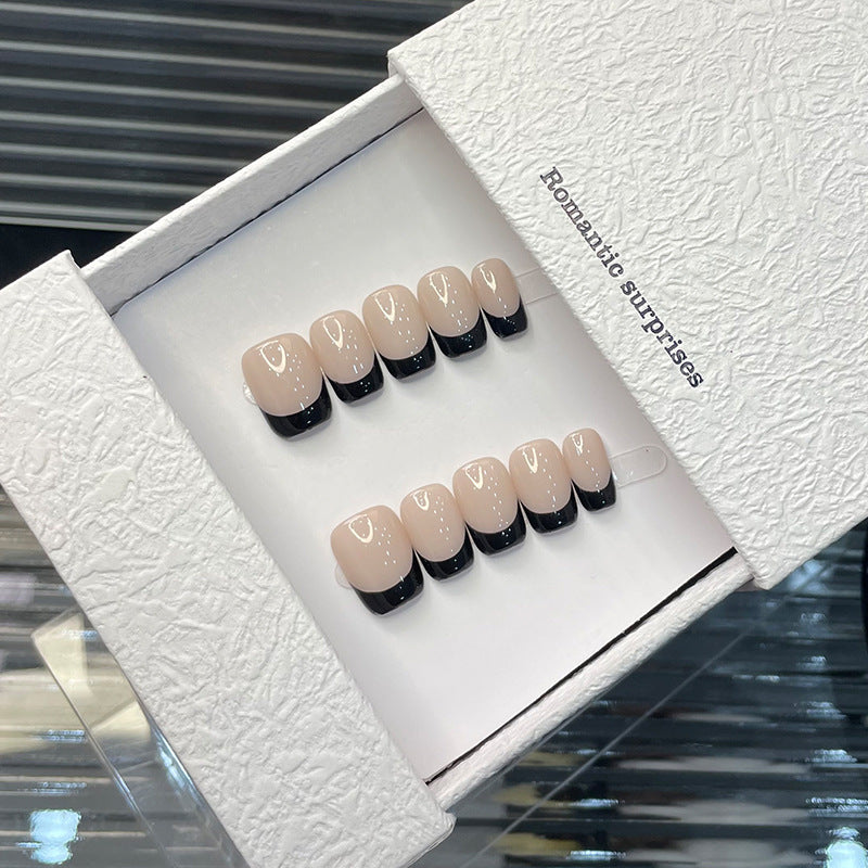 Minimalist French style