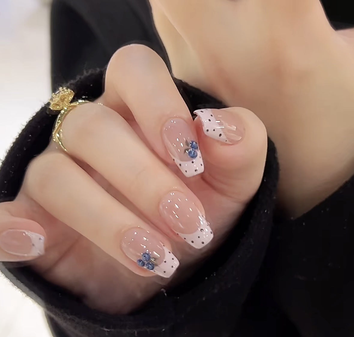 Velvet Nude Blueberry Polka Dot French Press On Nails