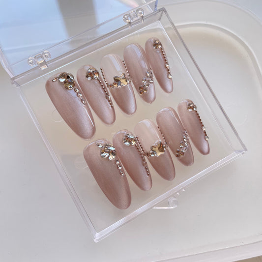 Nude cat eye